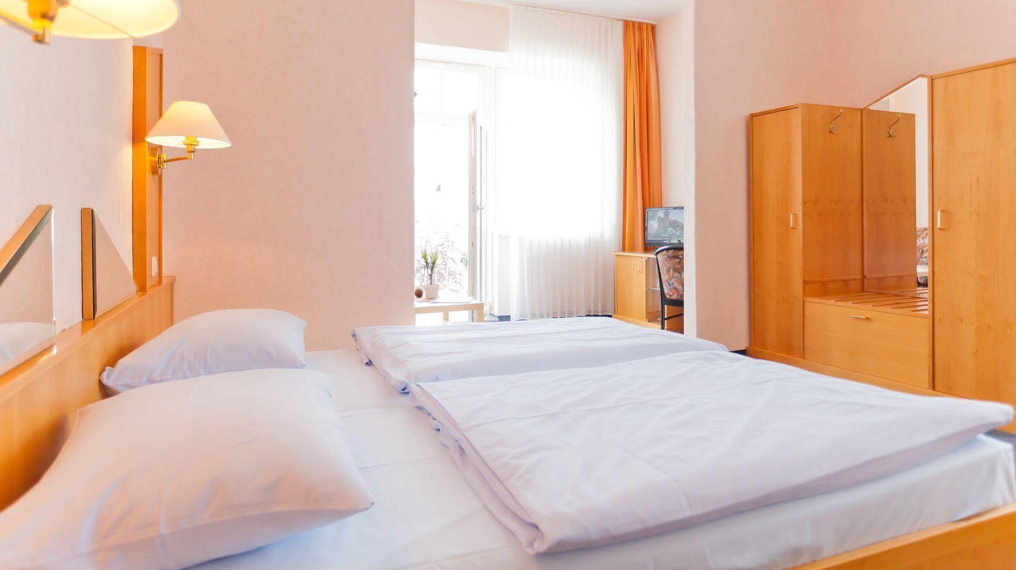 Hotel Villa Subklew ゼリン エクステリア 写真